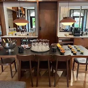 Praktik Essens 3* Barcelona